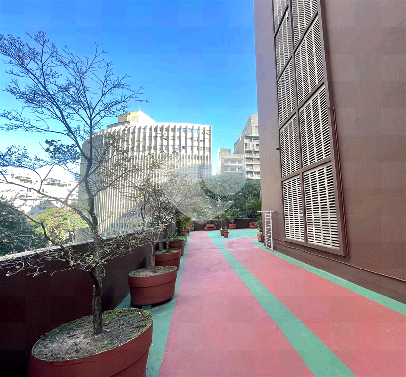 Apartamento de 45m, no centro 1 dormitório 1 vaga