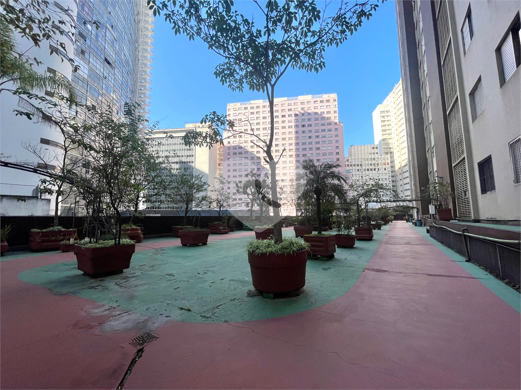 Apartamento de 45m, no centro 1 dormitório 1 vaga