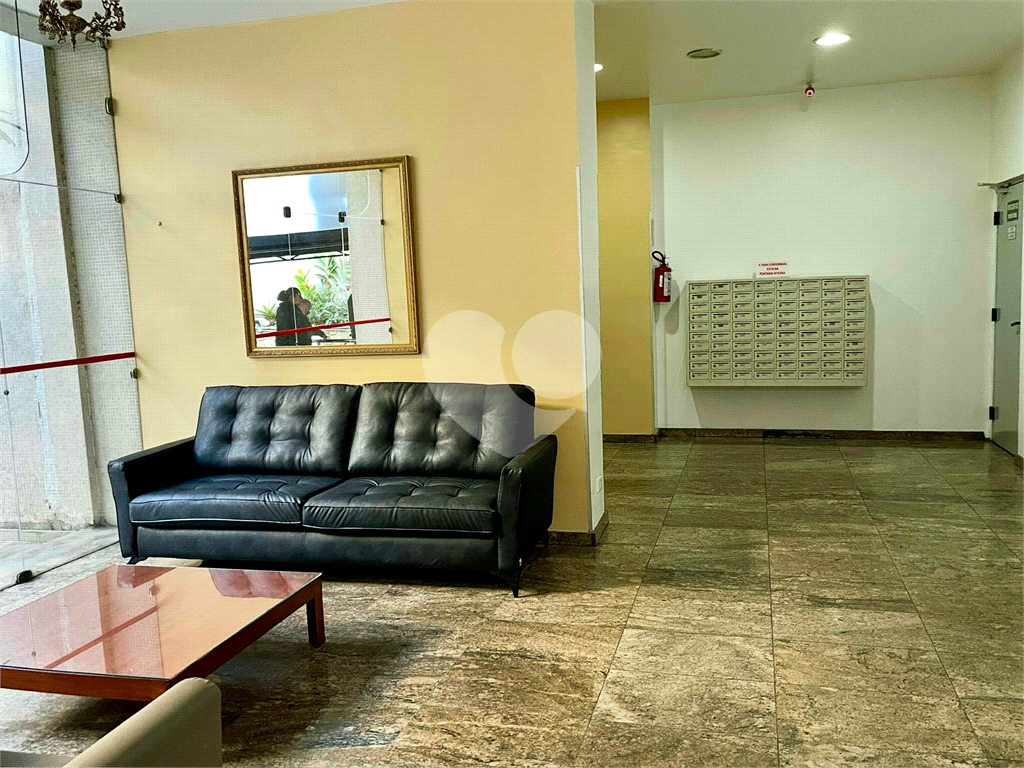 Apartamento de 45m, no centro 1 dormitório 1 vaga