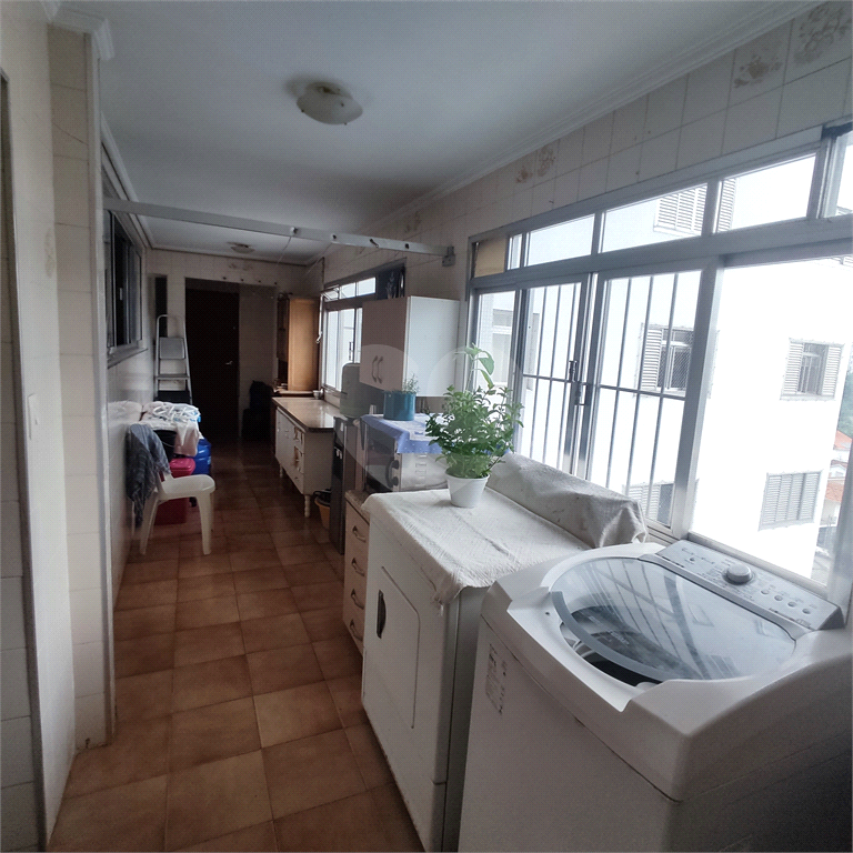 Apartamento à venda com 4 quartos, 210m² - Foto 25