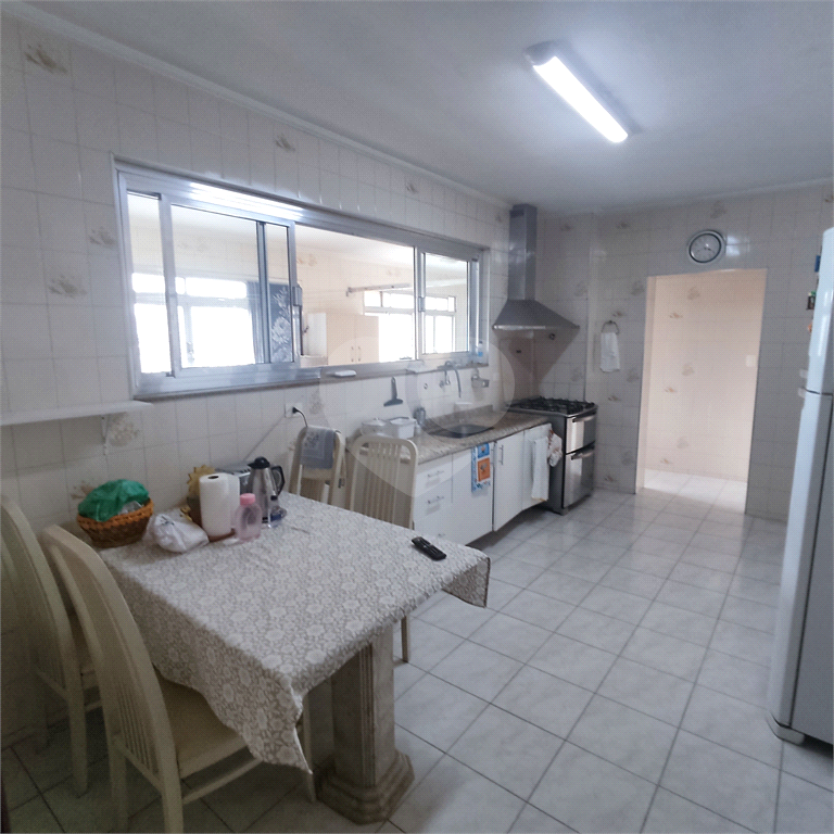 Apartamento à venda com 4 quartos, 210m² - Foto 18