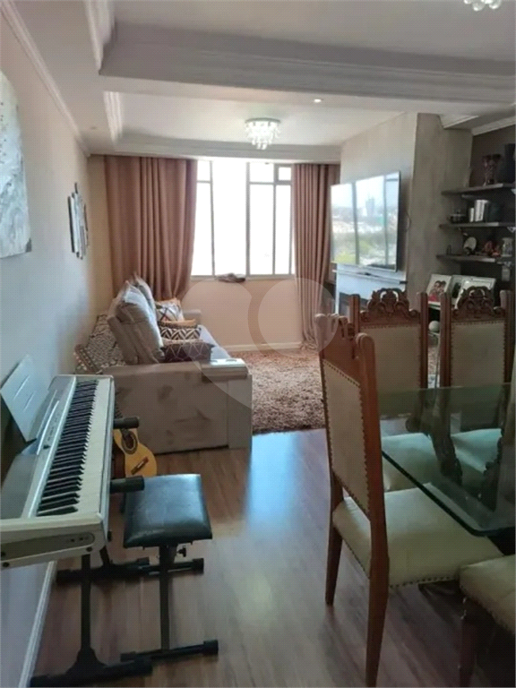 Apartamento à venda com 3 quartos, 98m² - Foto 9