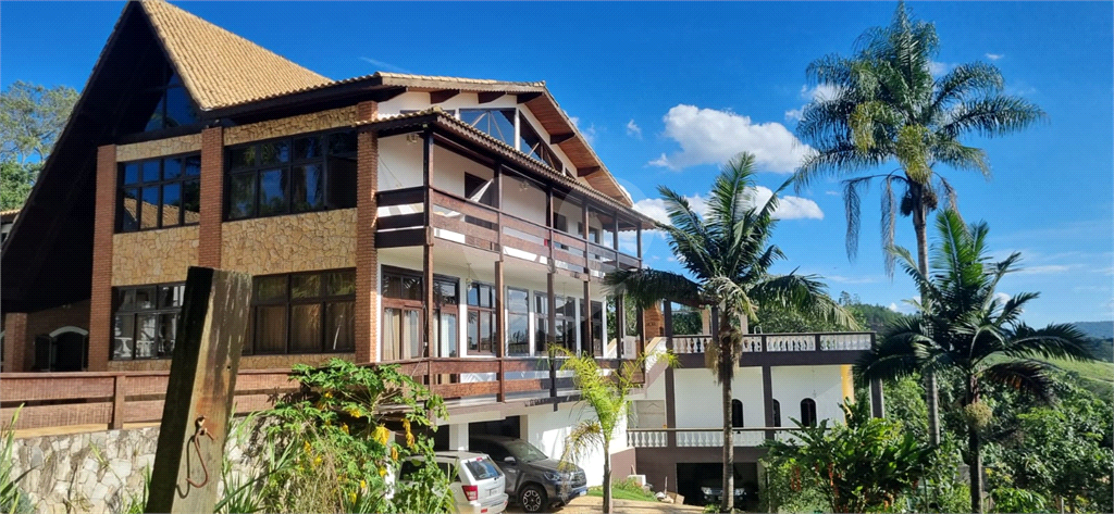 Casa de Condomínio à venda com 7 quartos, 409m² - Foto 1