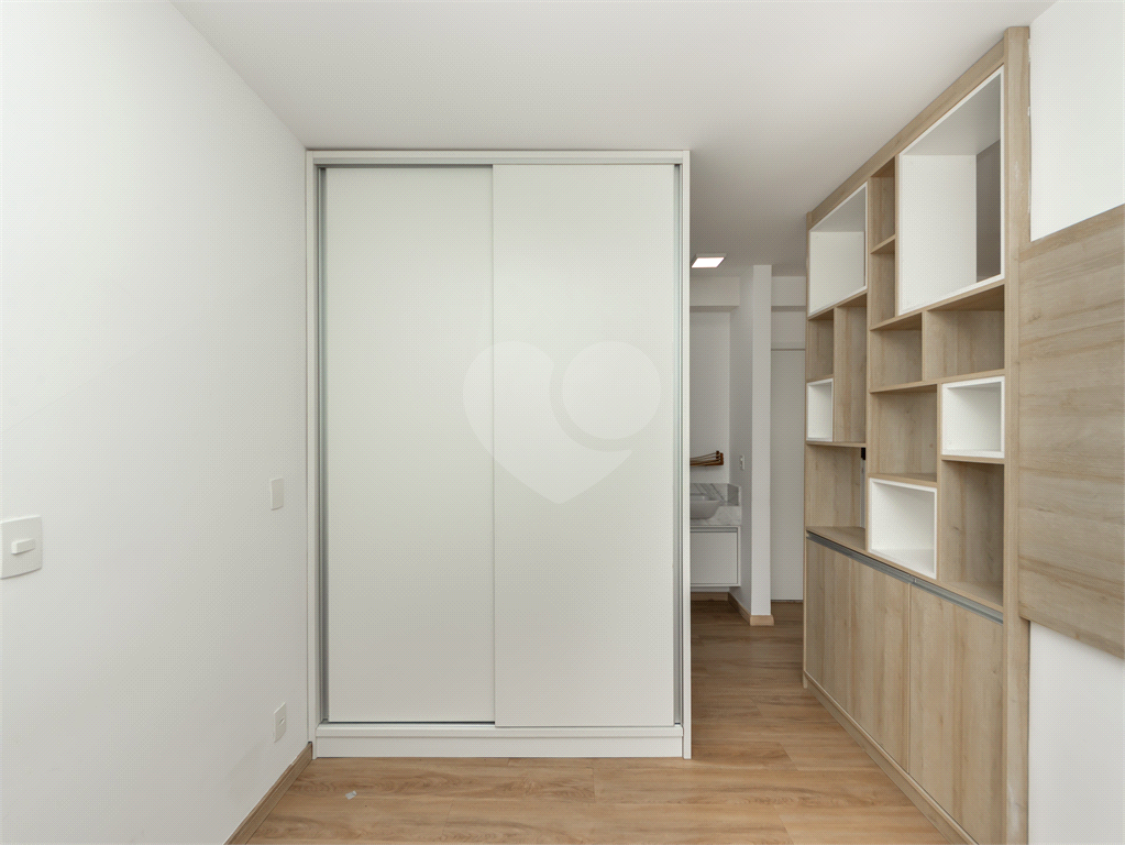 APARTAMENTO 1 DORMITÓRIO À VENDA NA SAÚDE