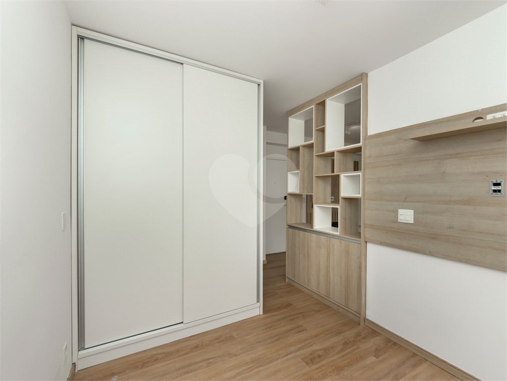 APARTAMENTO 1 DORMITÓRIO À VENDA NA SAÚDE