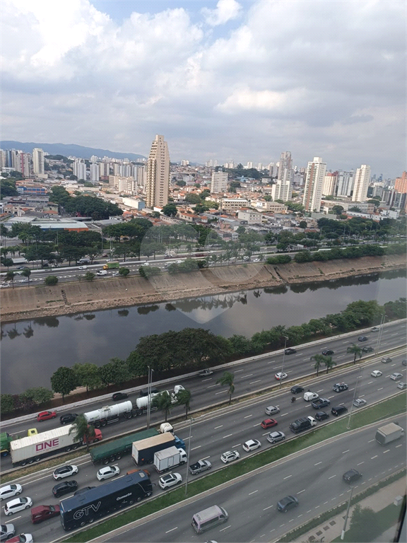 Prédio de alto padrão !!  Ideal para empresas que buscam conforto, praticidade e acessibilidade.