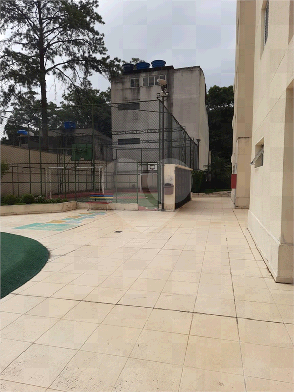 APARTAMENTO em HORTO