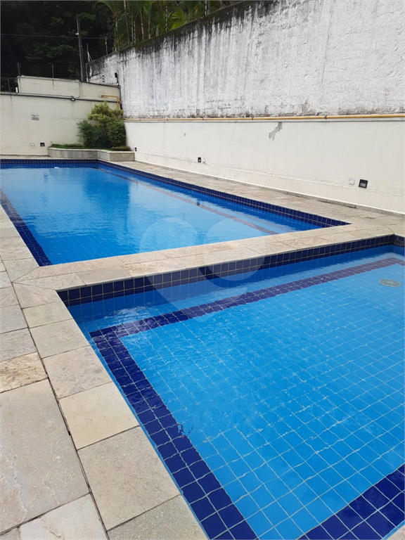 APARTAMENTO em HORTO