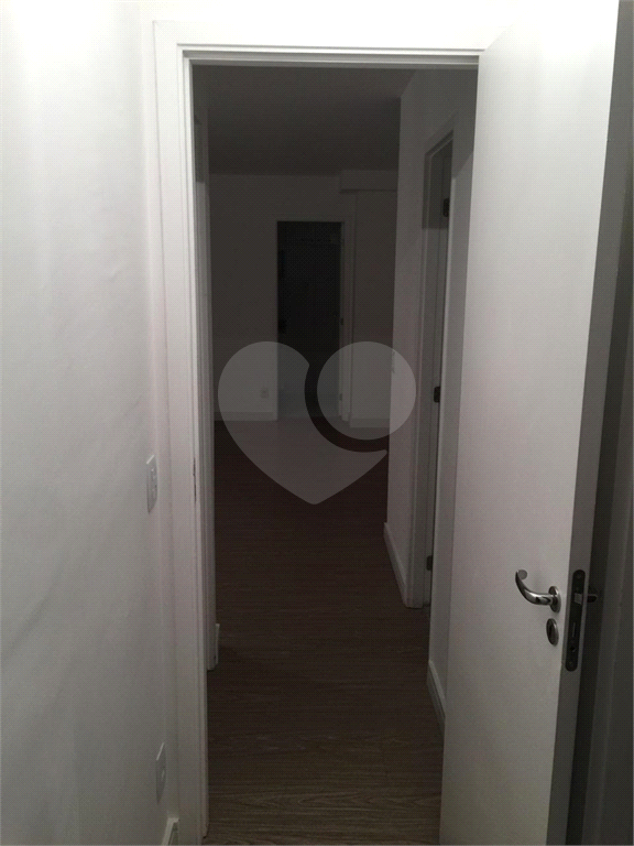 APARTAMENTO em MORUMBI