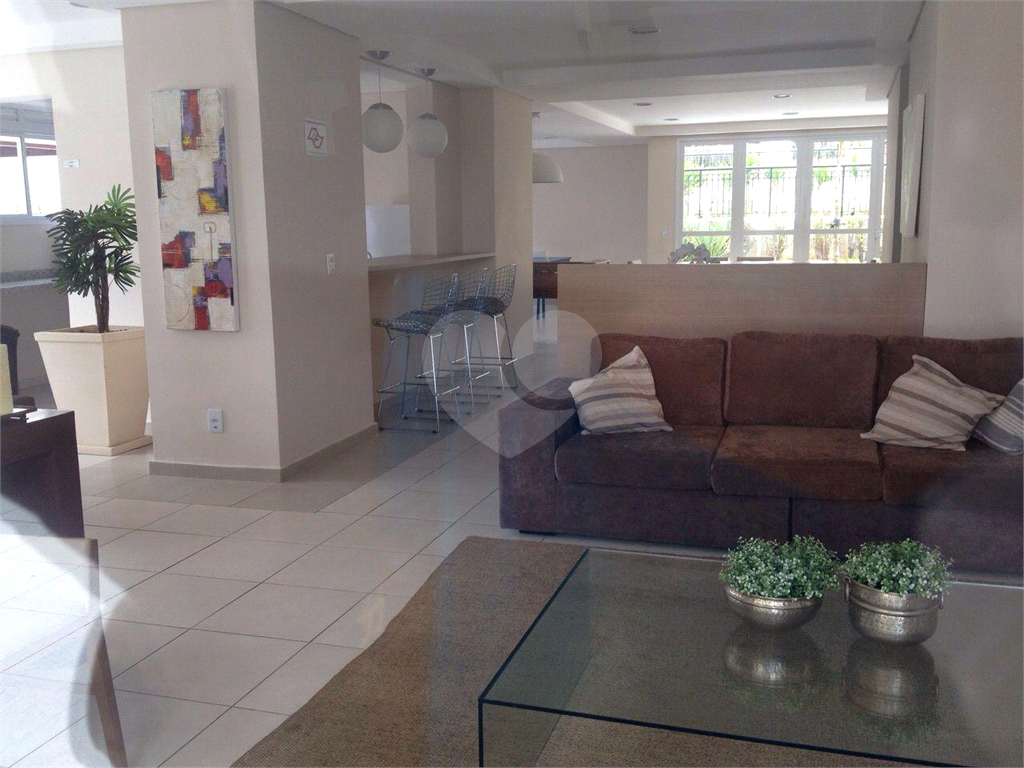 APARTAMENTO em MORUMBI