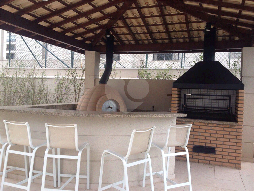APARTAMENTO em MORUMBI