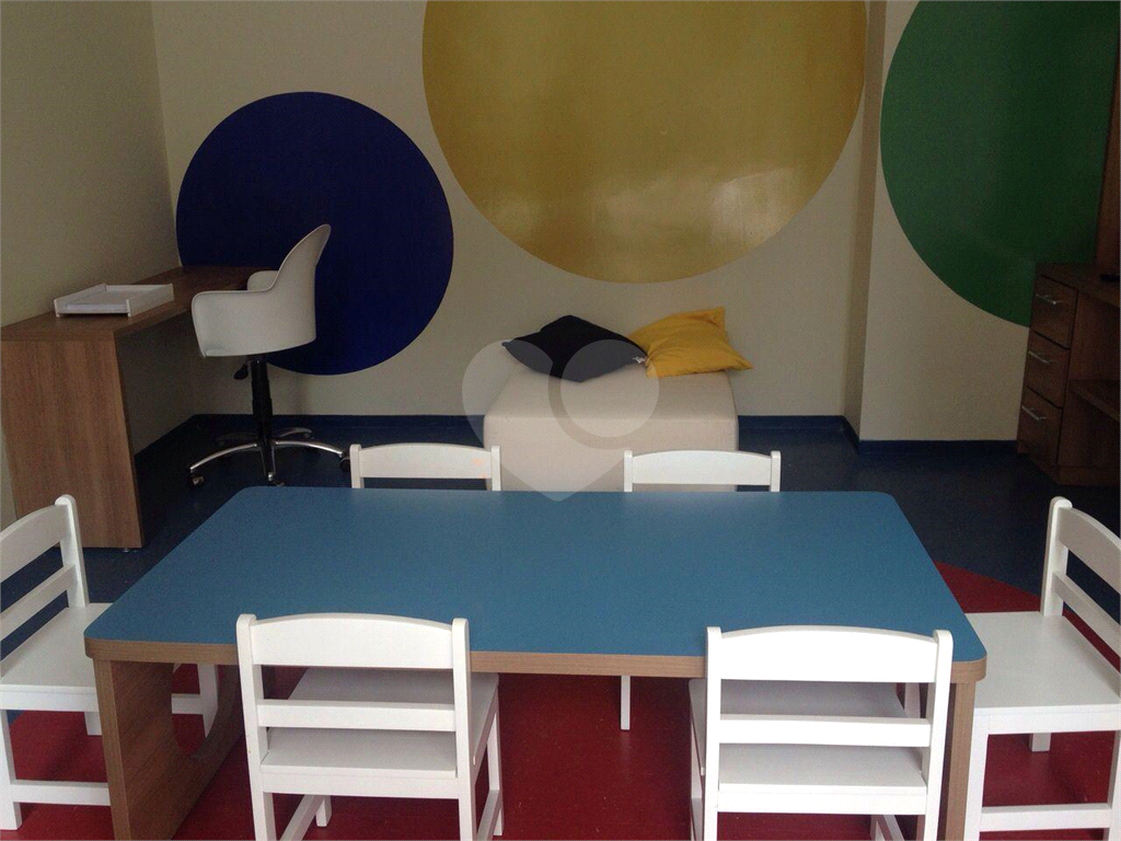 APARTAMENTO em MORUMBI