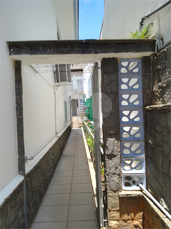 Sobrado Sofisticado de 335 m² no Coração do Jardim França
