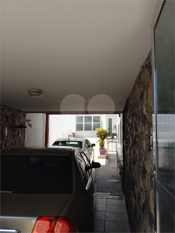 Sobrado Sofisticado de 335 m² no Coração do Jardim França