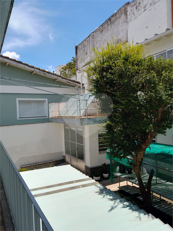 Sobrado Sofisticado de 335 m² no Coração do Jardim França