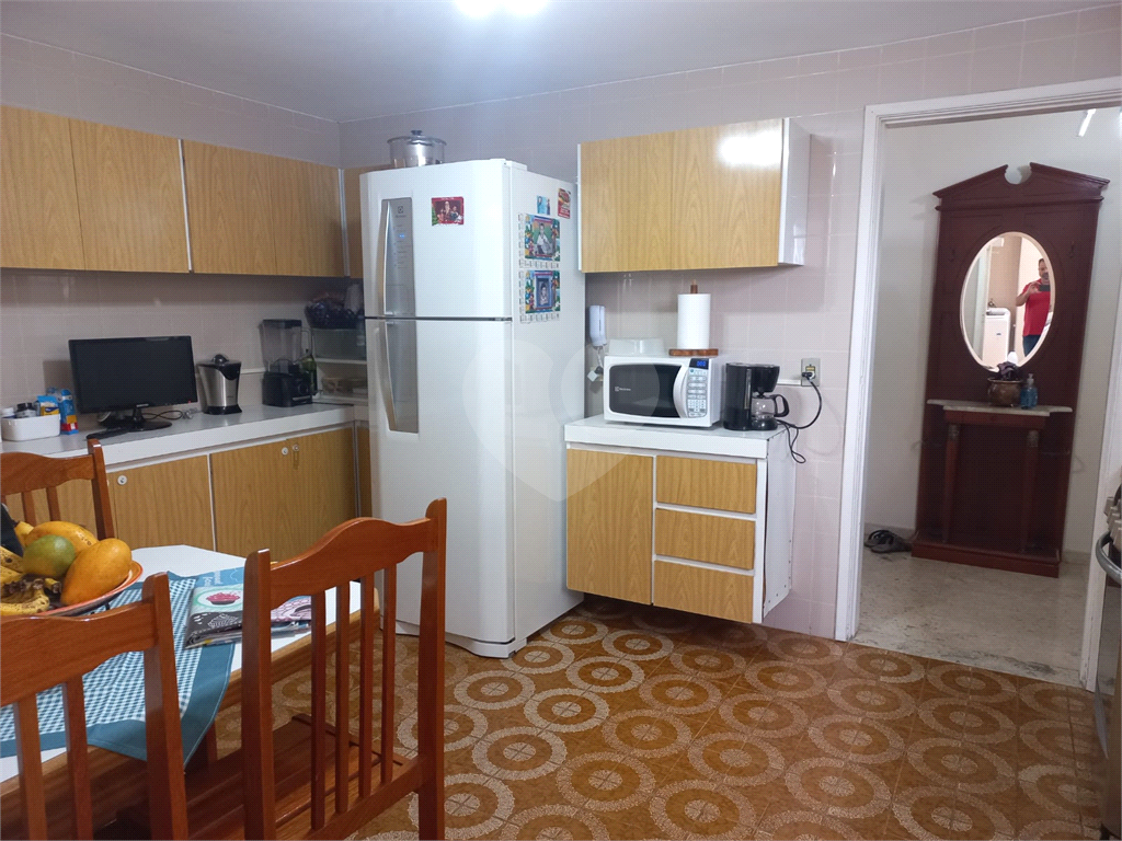 Água Fria Rua Casa Forte Apartamento à venda com  185 m² 3 dormitórios sendo 1 suíte 2 vagas!!