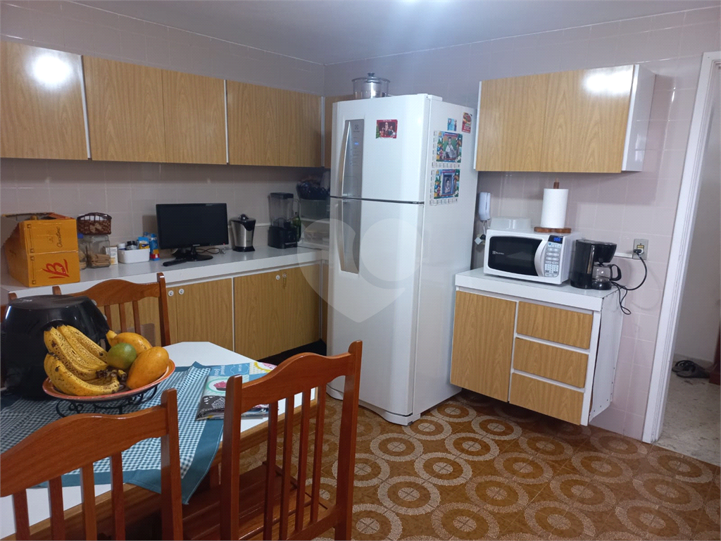 Água Fria Rua Casa Forte Apartamento à venda com  185 m² 3 dormitórios sendo 1 suíte 2 vagas!!