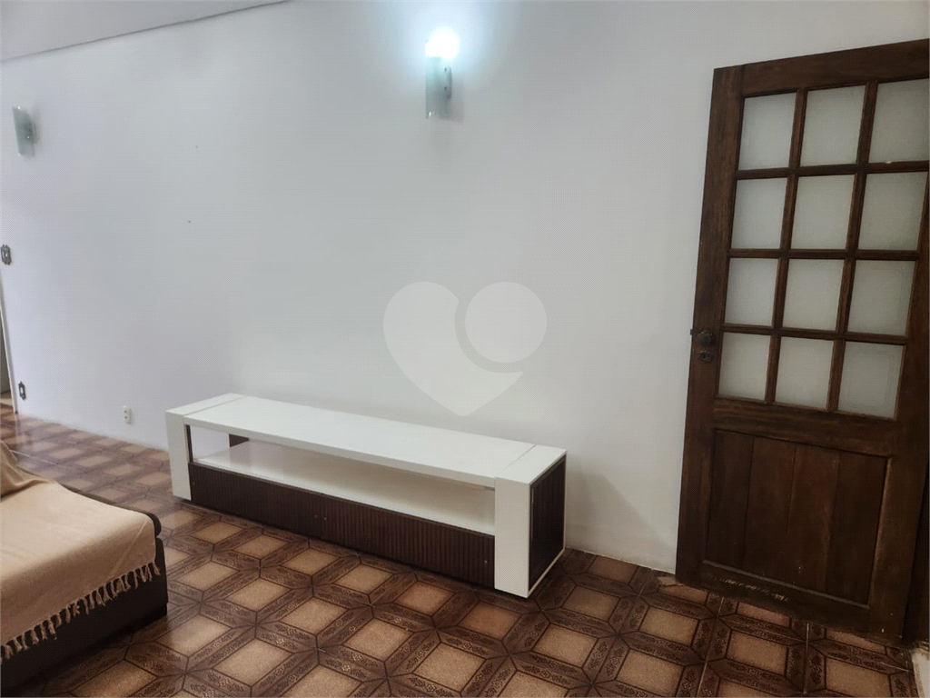 Terreno com 1536 m2
