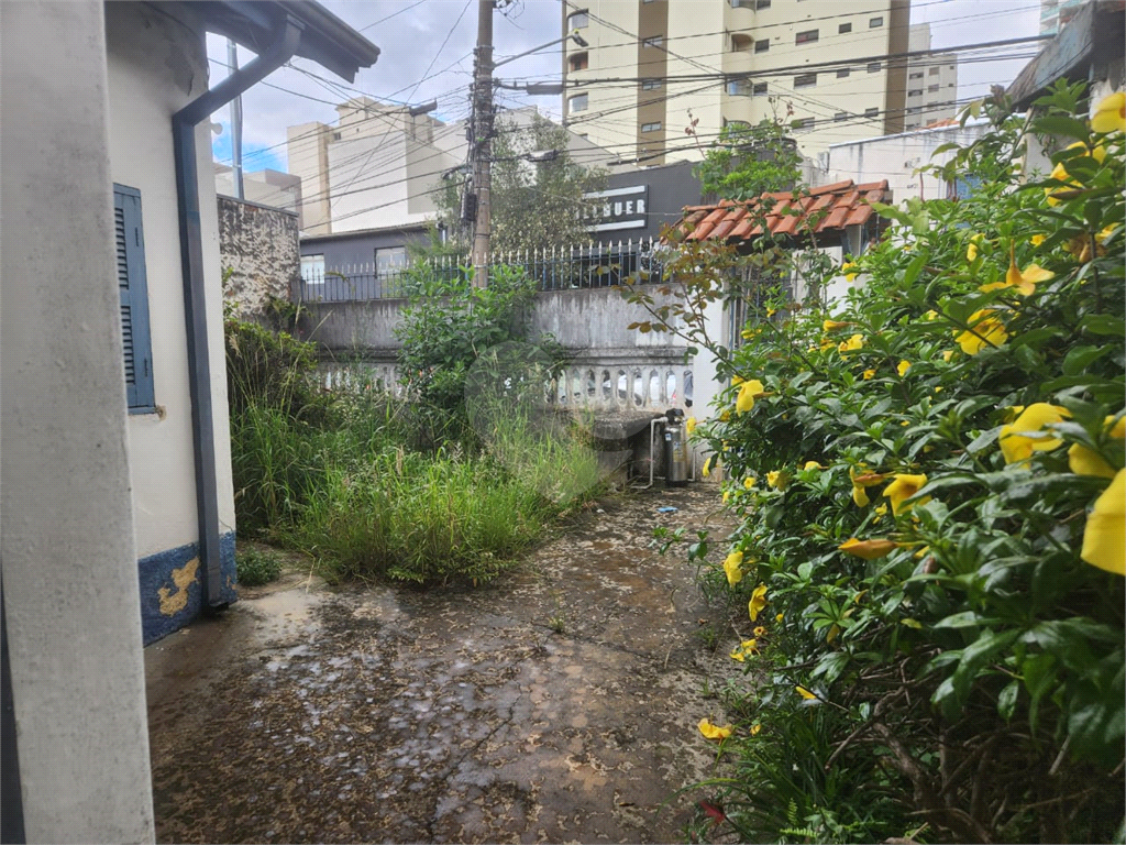 Terreno com 1536 m2