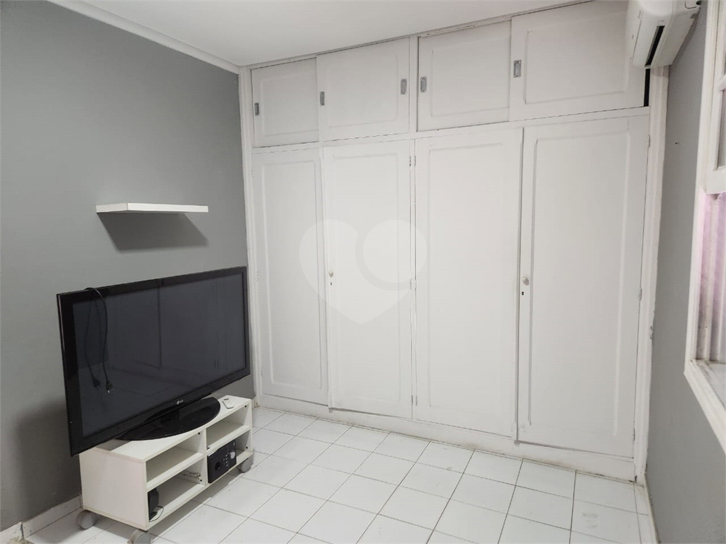 Terreno com 1536 m2