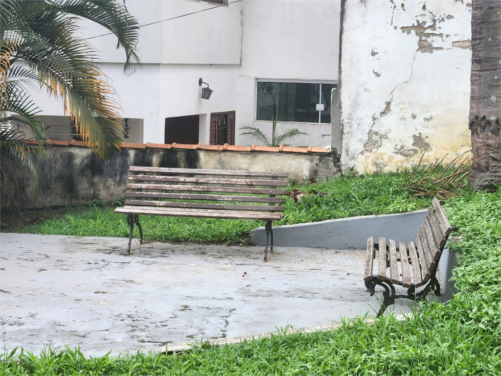 Terreno com 1536 m2
