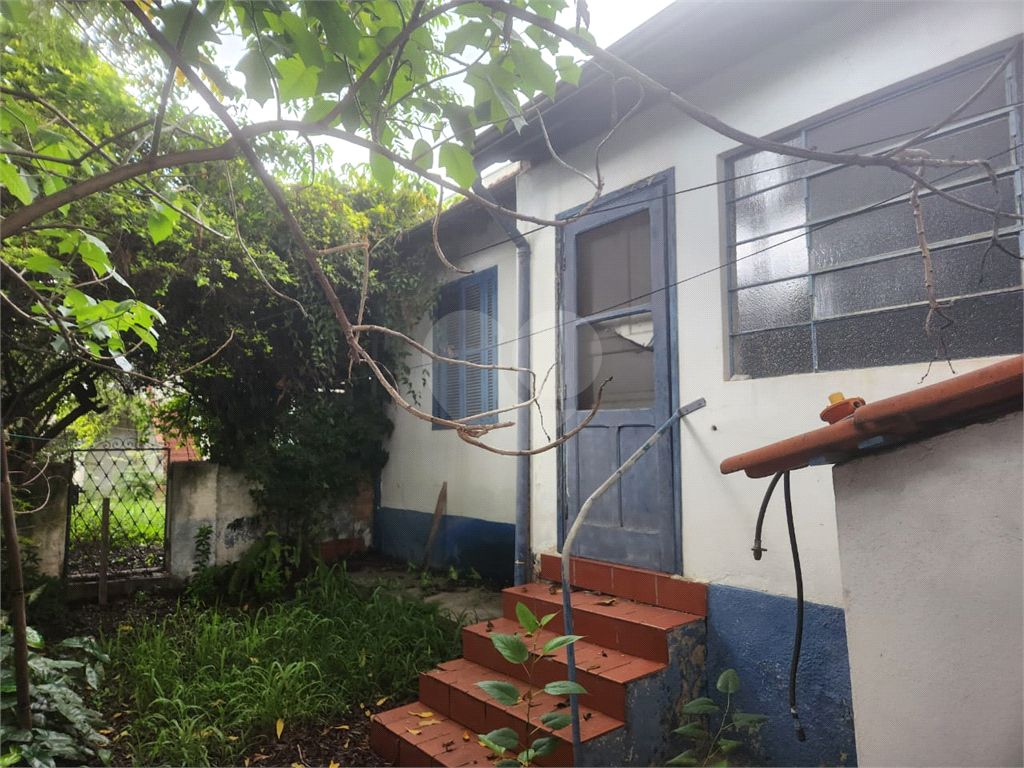 Terreno com 1536 m2
