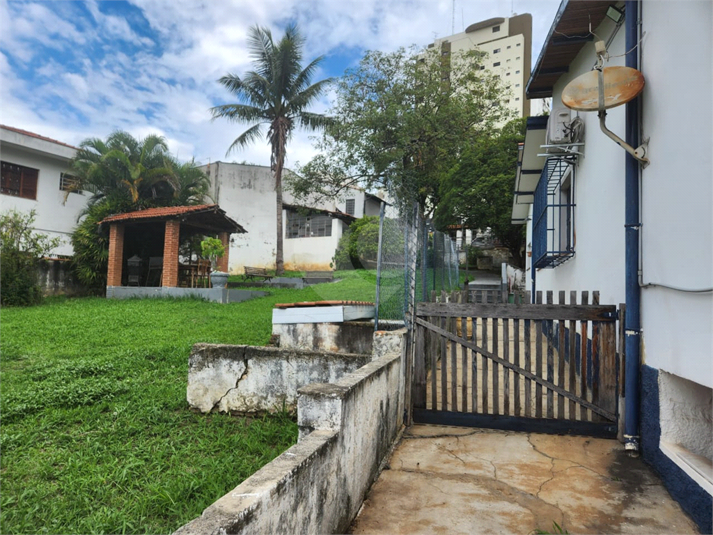 Terreno com 1536 m2