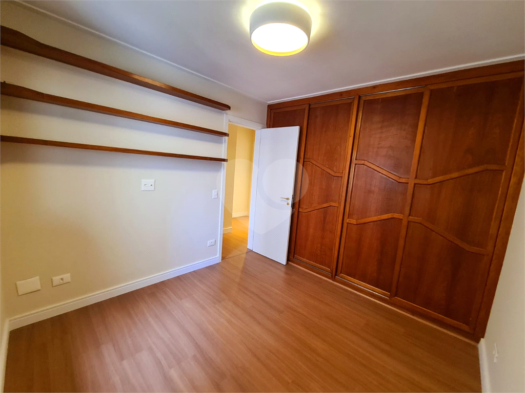 APARTAMENTO em BELA VISTA