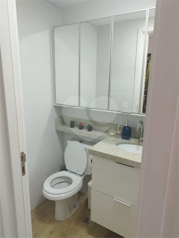 Apartamento à venda com 2 quartos, 40m² - Foto 10