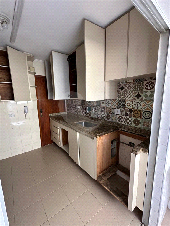 APARTAMENTO em SANTANA