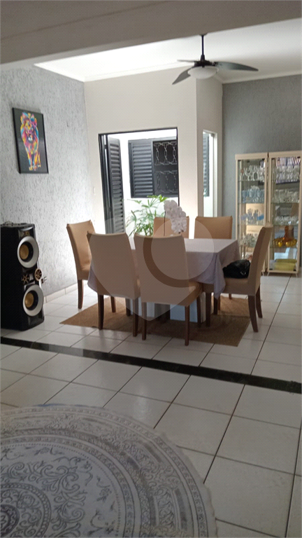 Casa à venda com 2 quartos, 154m² - Foto 3