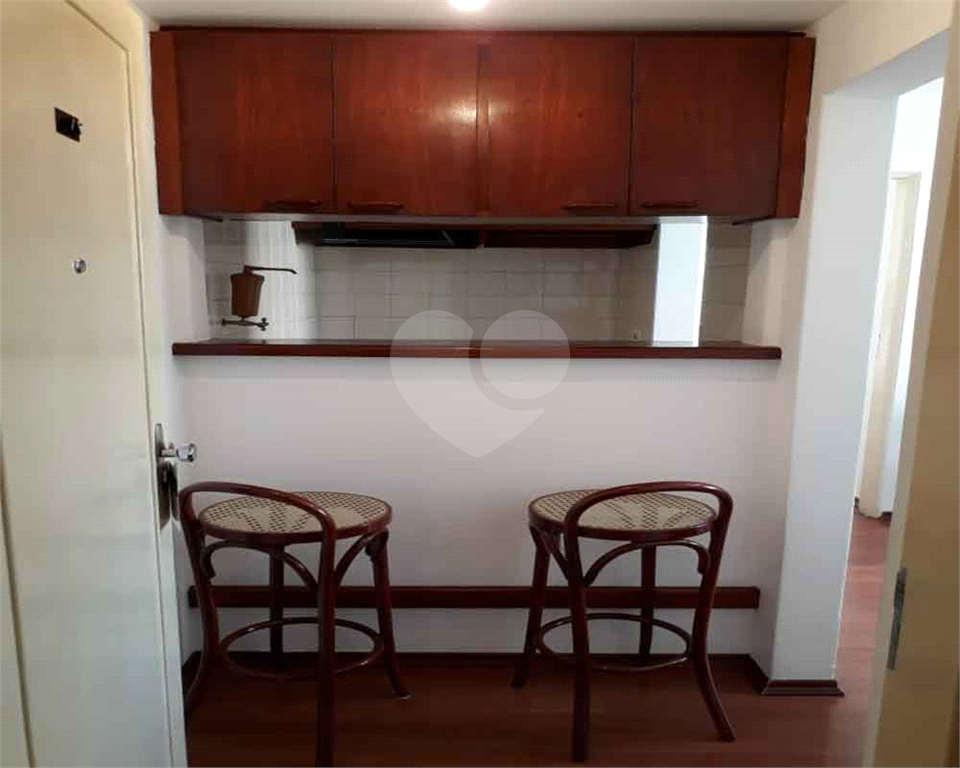 Apartamento à venda e aluguel com 1 quarto, 37m² - Foto 8