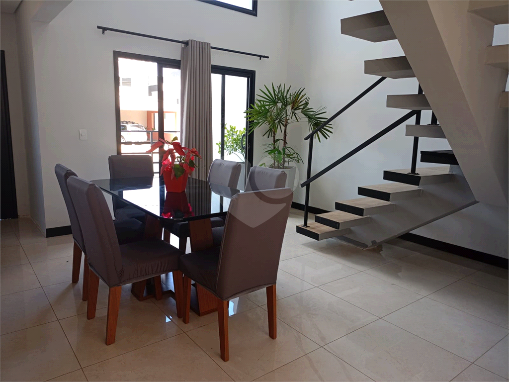 Casa de Condomínio à venda e aluguel com 3 quartos, 171m² - Foto 4