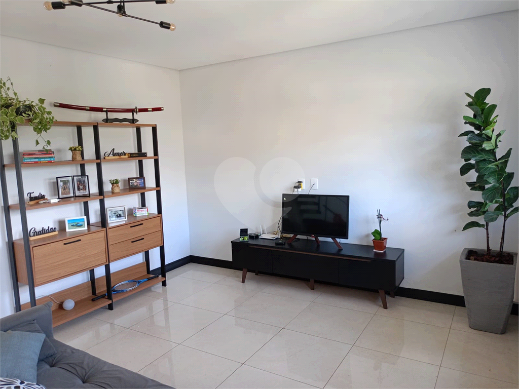 Casa de Condomínio à venda e aluguel com 3 quartos, 171m² - Foto 29