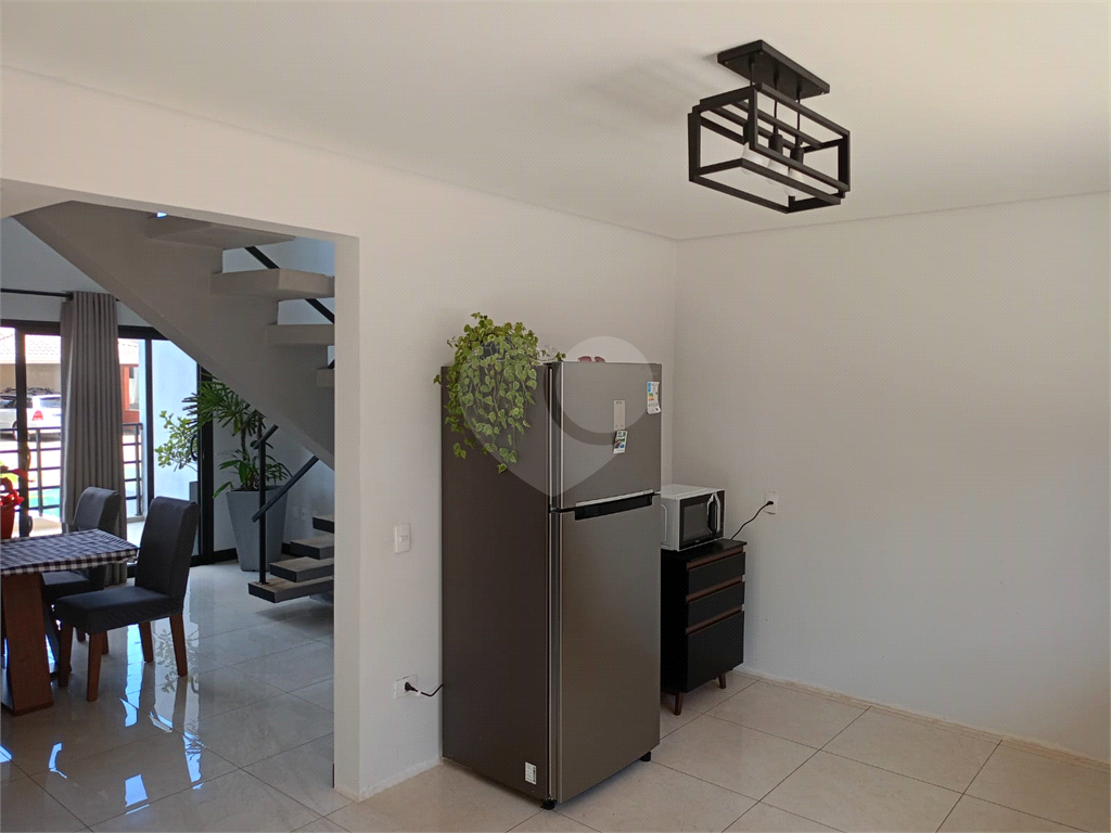 Casa de Condomínio à venda e aluguel com 3 quartos, 171m² - Foto 13
