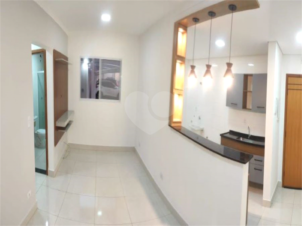 Apartamento 2 dorm com 1 suite, 2 banheiros e 2 vagas de garagem em Americana