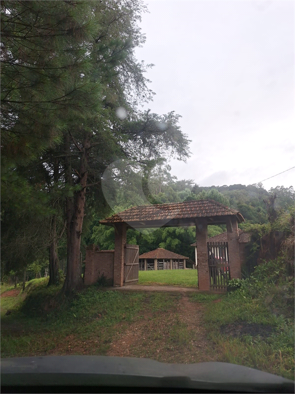 Sítio em Joanópolis