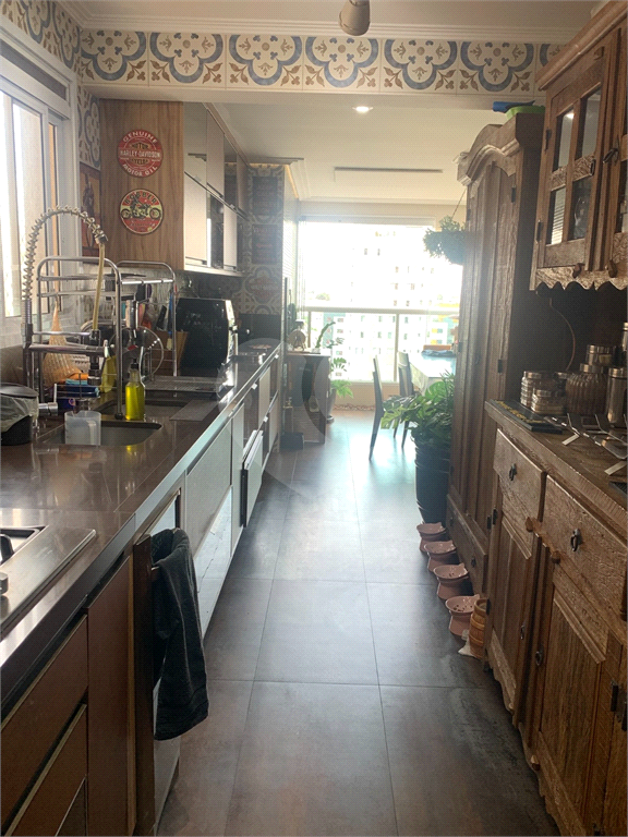 Apartamento, 3 quartos, 140 m² - Foto 2
