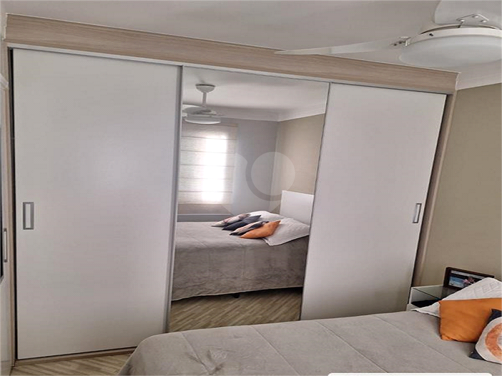 Apartamento à venda com 2 quartos, 49m² - Foto 15