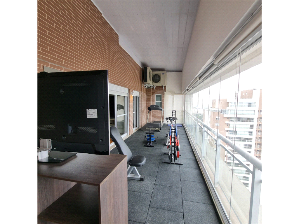 Cobertura para comprar com 472m², 5 suites, 4 vagas ao lado da av Braz  Leme