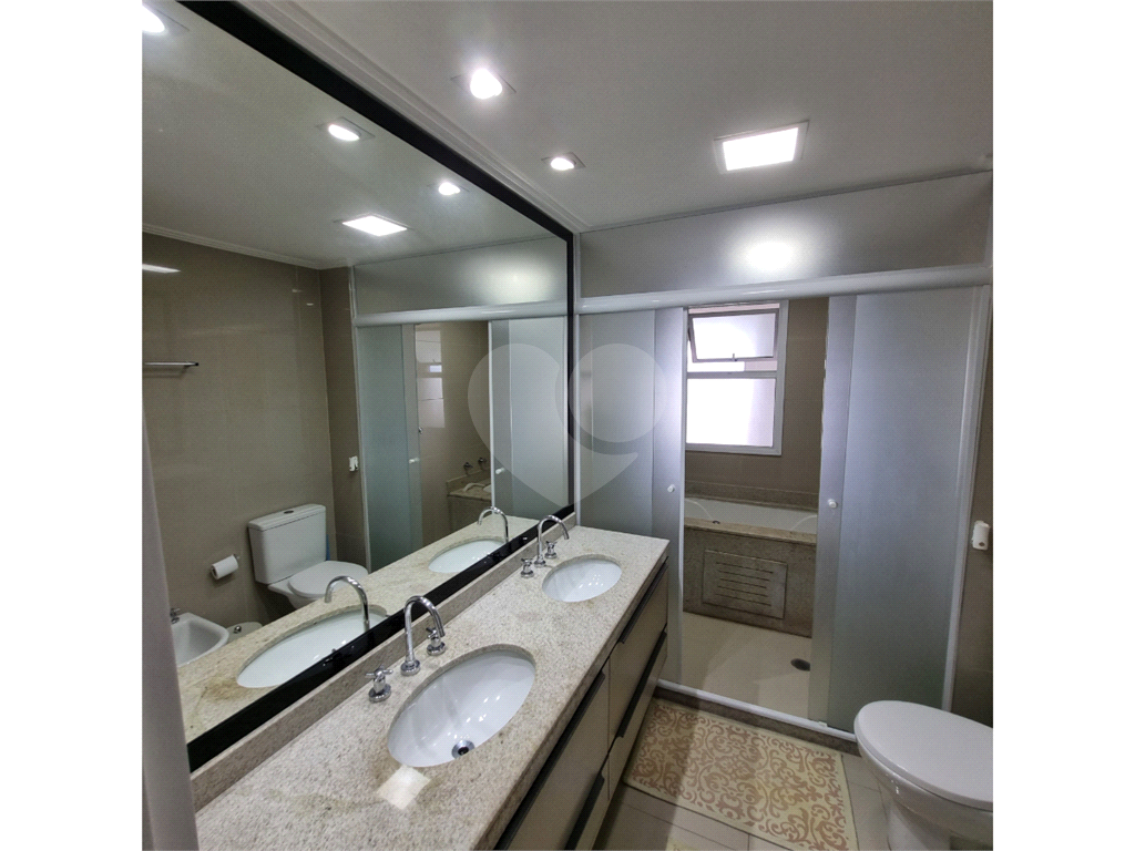 Cobertura para comprar com 472m², 5 suites, 4 vagas ao lado da av Braz  Leme