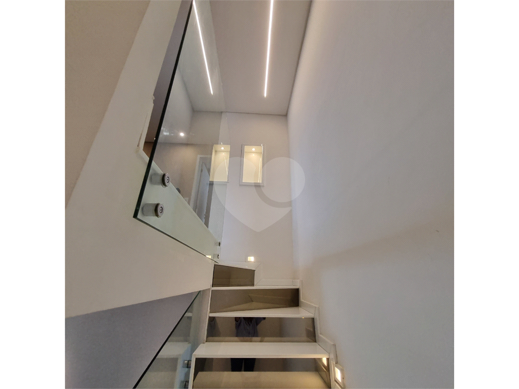 Cobertura para comprar com 472m², 5 suites, 4 vagas ao lado da av Braz  Leme