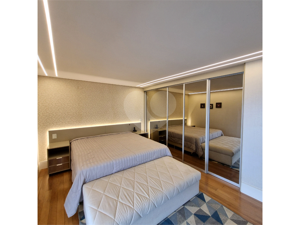 Cobertura para comprar com 472m², 5 suites, 4 vagas ao lado da av Braz  Leme