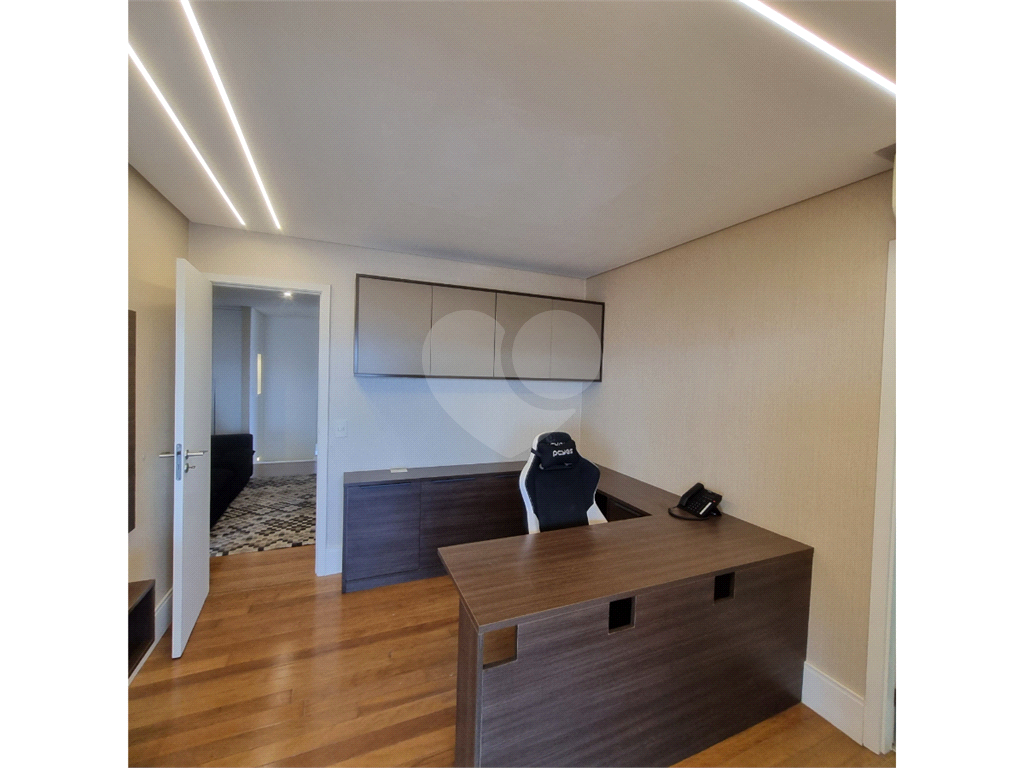 Cobertura para comprar com 472m², 5 suites, 4 vagas ao lado da av Braz  Leme