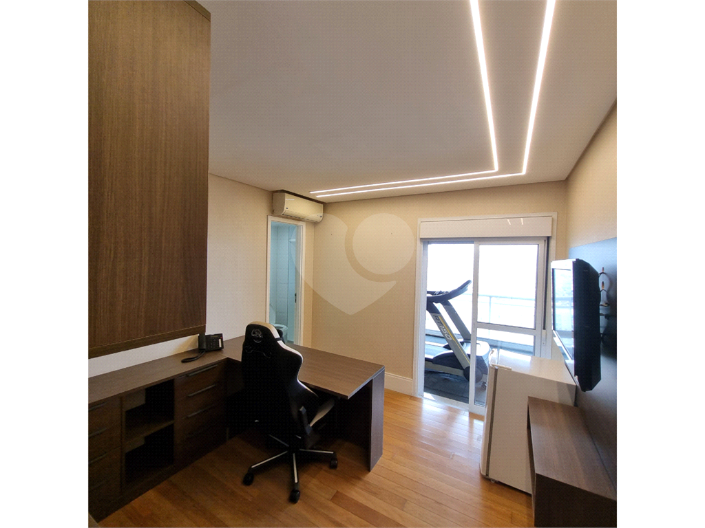 Cobertura para comprar com 472m², 5 suites, 4 vagas ao lado da av Braz  Leme