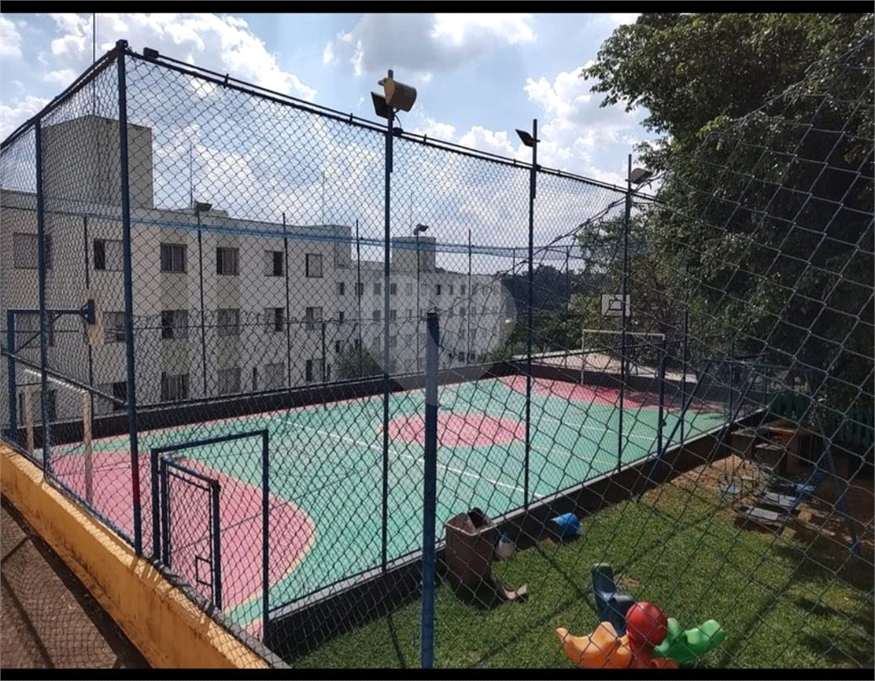 Apartamento à venda com 2 quartos, 69m² - Foto 11