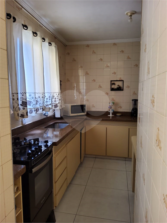 Apartamento à venda com 2 quartos, 69m² - Foto 3