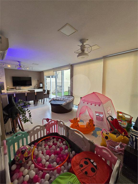 Casa de Condomínio à venda com 3 quartos, 260m² - Foto 24