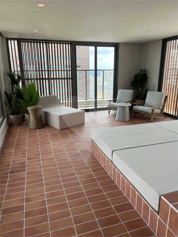 Studio novo no Paraíso á venda com 21m²