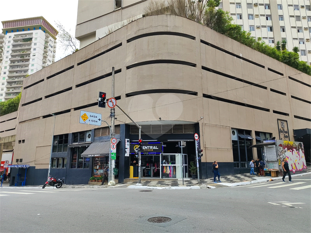 PRÉDIO INTEIRO em BELA VISTA